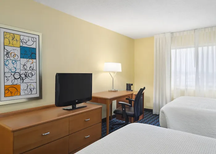 Comfort Inn & Suites Lima Northwest