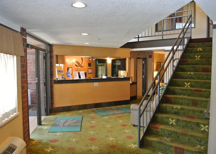 Quality Inn & Suites Mayo Clinic Area