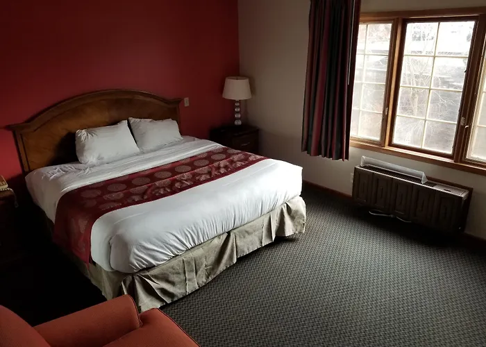 Ramada By Wyndham Flemington