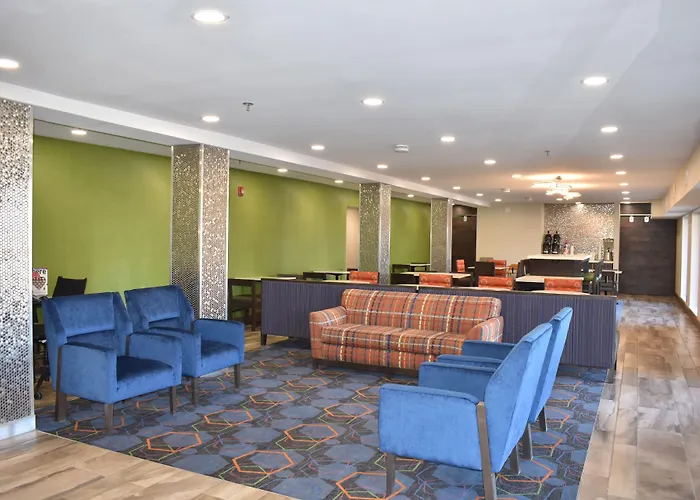 La Quinta Inn & Suites By Wyndham St Louis Hazelwood North