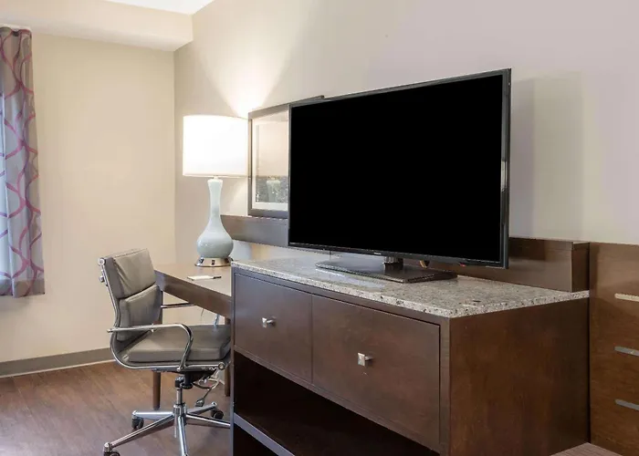 La Quinta By Wyndham Aberdeen-Apg