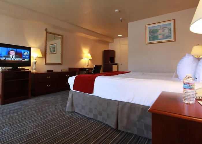 Best Western Surf City