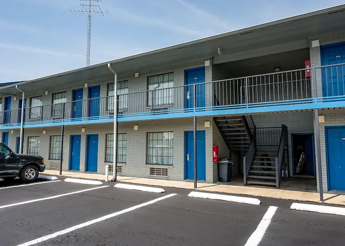 Americas Best Value Inn & Suites