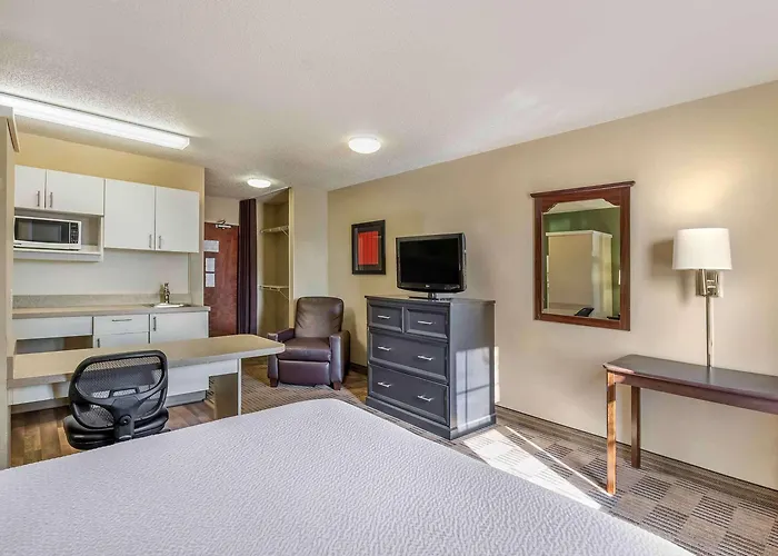 Extended Stay America Select Suites - Chicago - Downers Grove