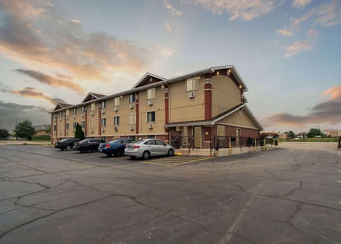 Super 8 By Wyndham Kenosha/Pleasant Prairie