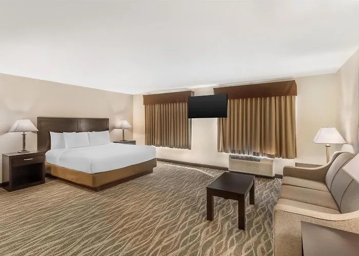Best Western Plus Valdosta Hotel & Suites