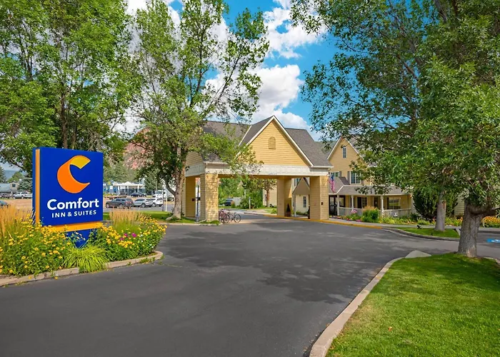 Comfort Inn & Suites Carbondale On The Roaring Fork
