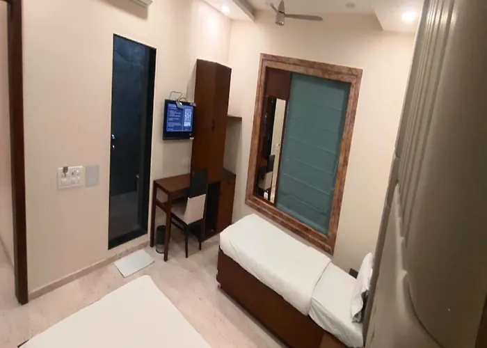 Hotel Raj Palace
