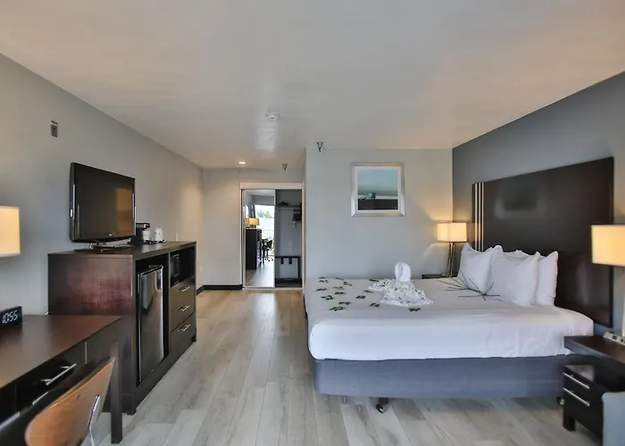 Best Western Surf City