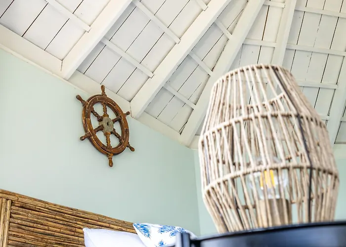 Fragata Island House
