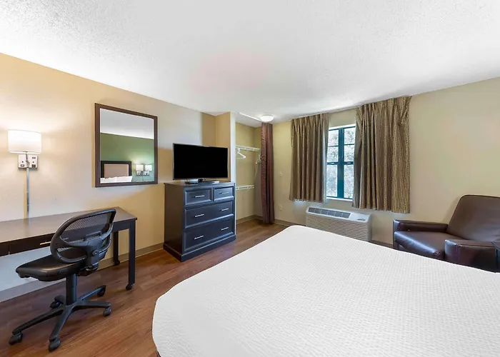 Extended Stay America Select Suites - Chicago - Naperville - West