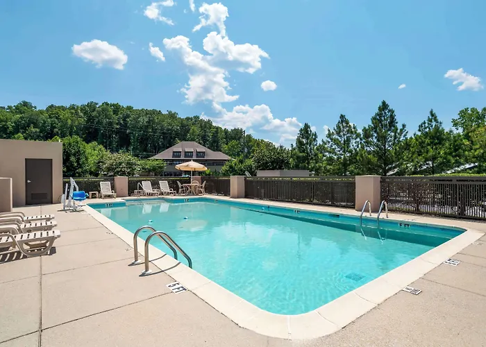 Best Western Plus Oak Mountain Inn