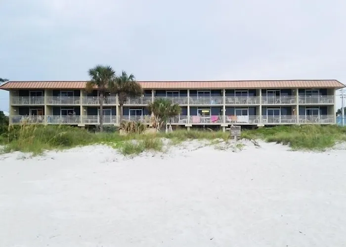 Club Bamboo South - Bradenton Beach