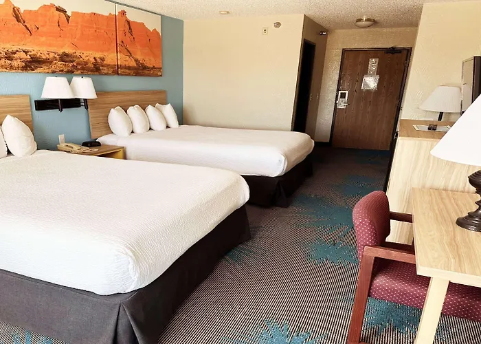 Days Inn By Wyndham Ozark Springfield
