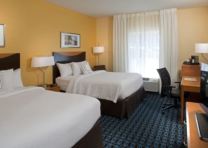 Fairfield Inn & Suites By Marriott Denver Tech Center/ South