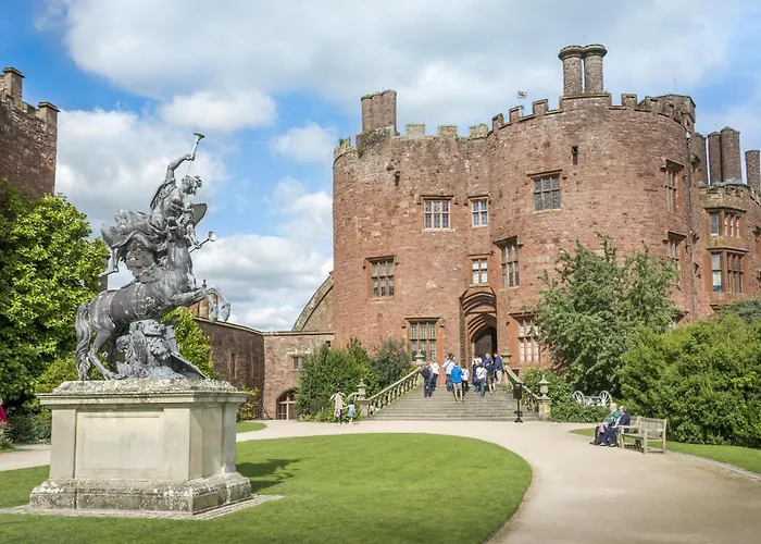The Royal Oak Hotel, Welshpool - The Coaching Inn Group