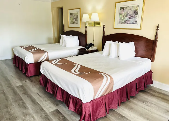 Relax Inn Perry National Fairgrounds Area I-75