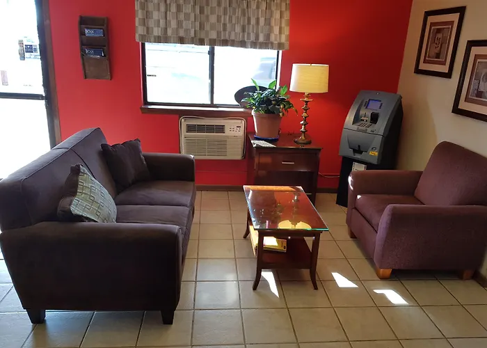 Le Mars Inn And Suites