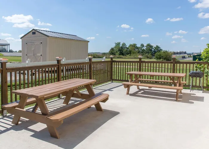 Super 8 By Wyndham Danville