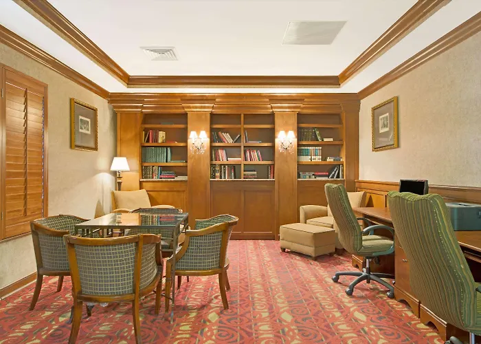 Days Inn By Wyndham St. Louis/Westport Mo