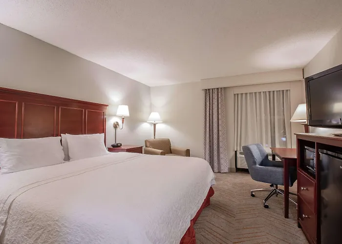 Hampton Inn&Suites Williamsburg-Richmond Road