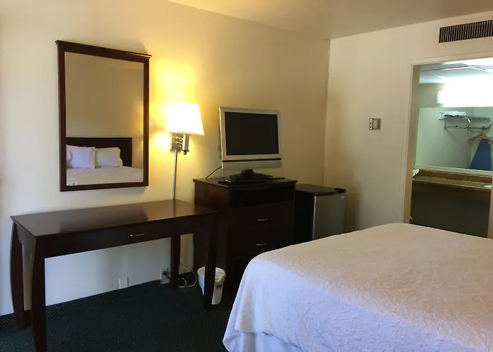 Ramada By Wyndham Modesto Yosemite Area