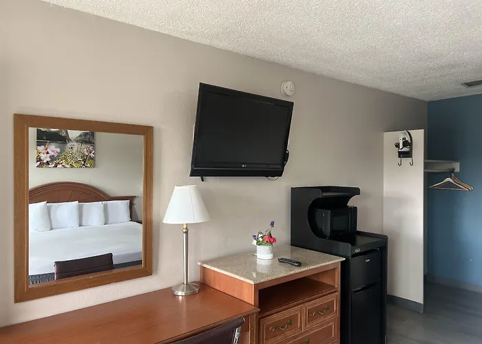 Days Inn By Wyndham Chico