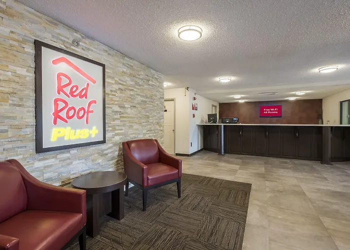 Red Roof Inn Plus+ & Suites Opelika