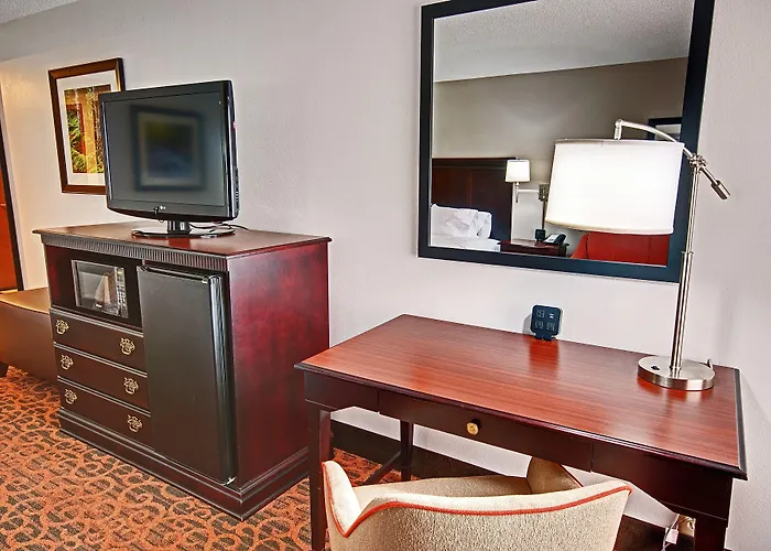 Hampton Inn Parkersburg/Mineral Wells