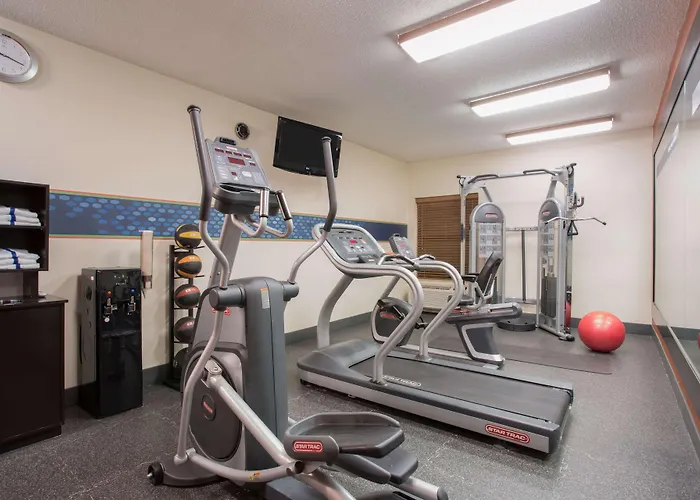 Fairbridge Inn & Suites Thornton