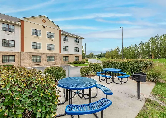 Extended Stay America Select Suites - Milwaukee - Wauwatosa