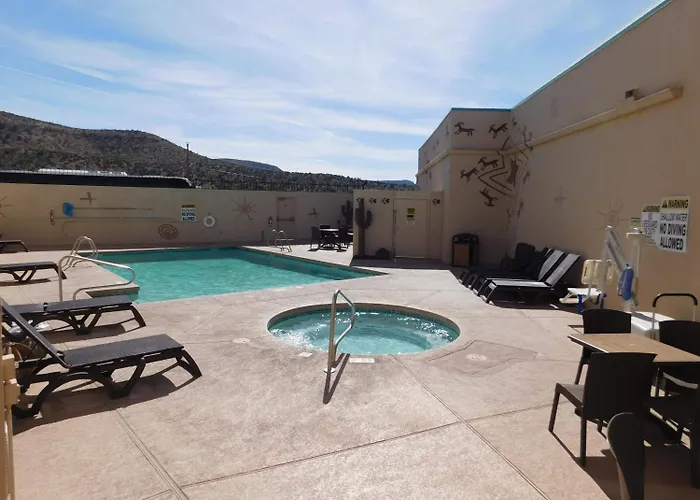 Hualapai Lodge