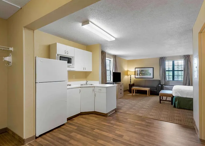 Studio 6 Corporate Extended Stay Buffalo Amherst Ny