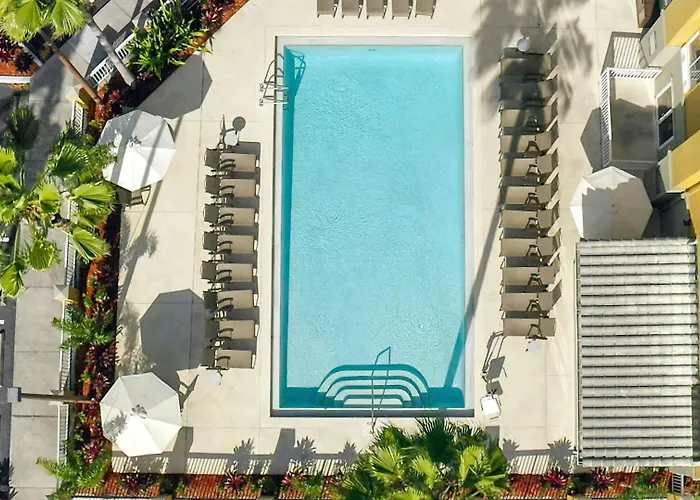 Galleria Palms Orlando - Free Theme Park Shuttles