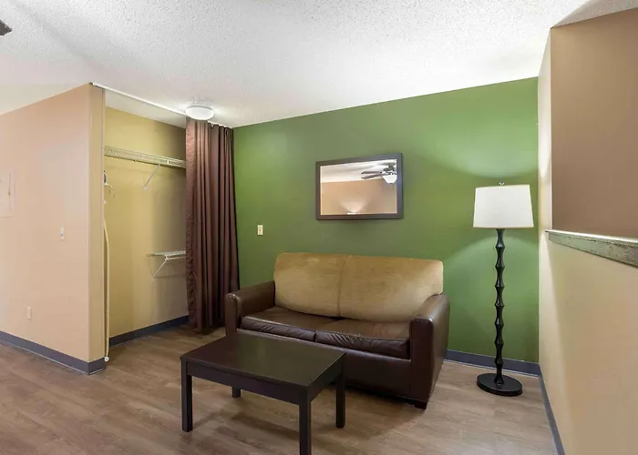 Extended Stay America Select Suites - Springfield - South