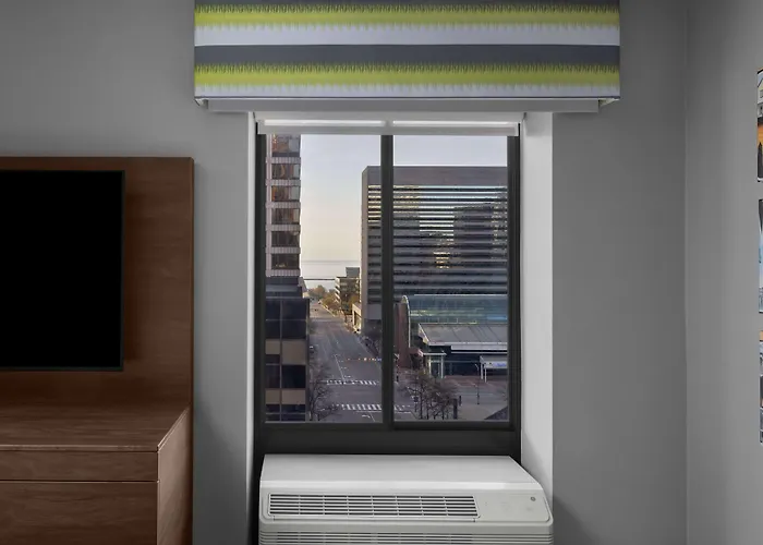Hampton Inn Cleveland-Downtown