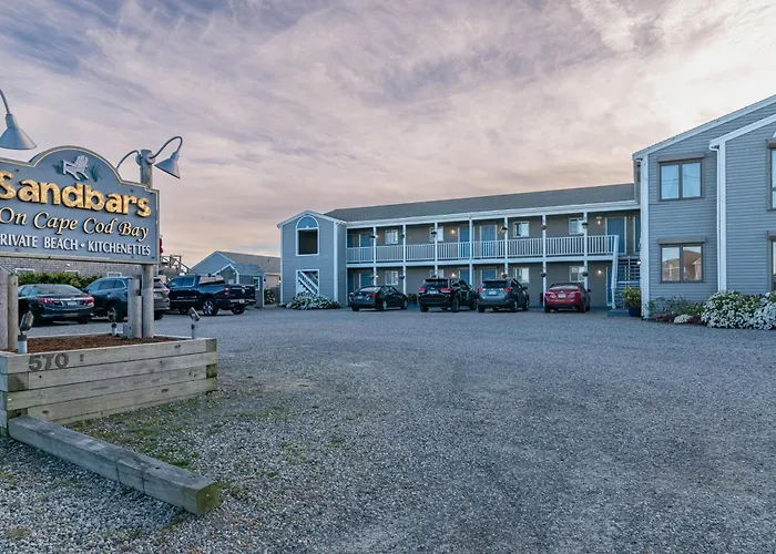Sandbars Inn - Dog Friendly