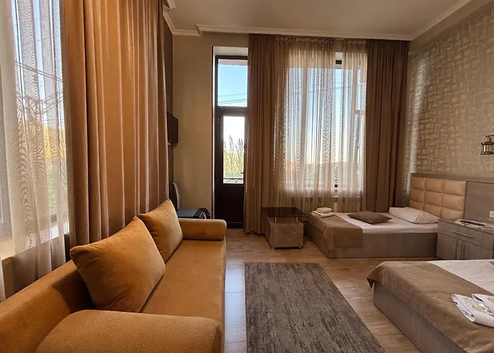 Tigran Hotel By Black & Gold