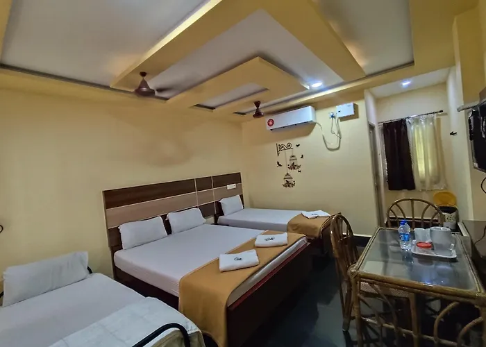 Sri Murugan Beach Paradise Hotel