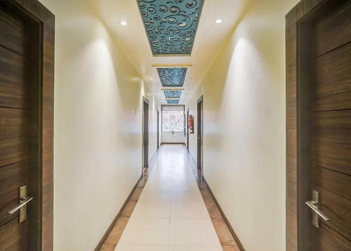 Townhouse Durgapuri Metro Station
