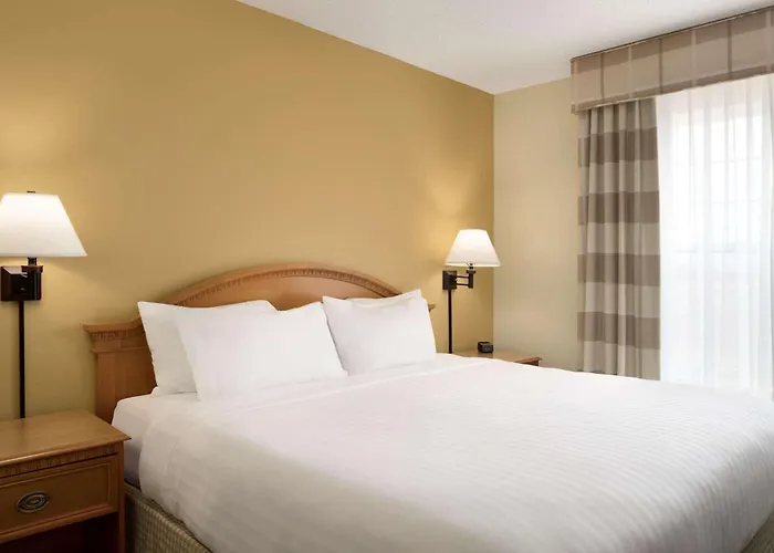 Country Inn & Suites By Radisson, Grinnell, Ia