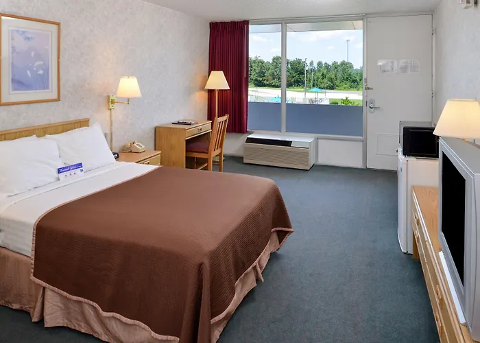Quality Inn & Suites Vandalia Near I-70 And Hwy 51