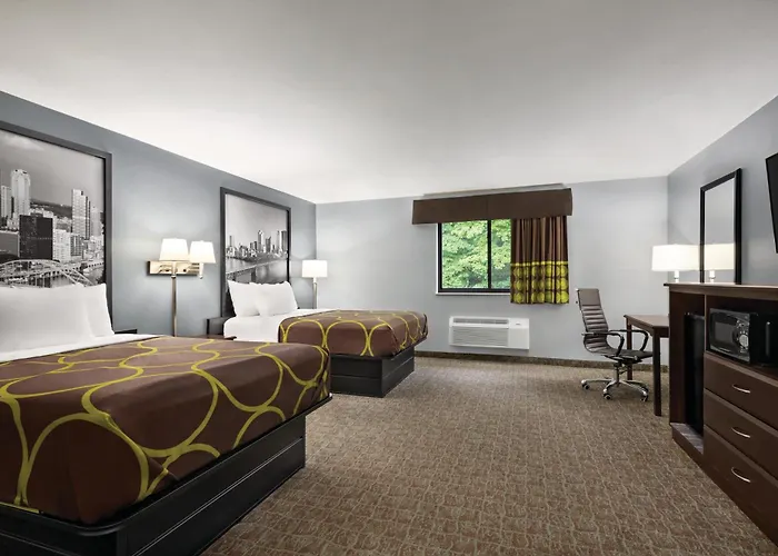 Super 8 By Wyndham Grove City