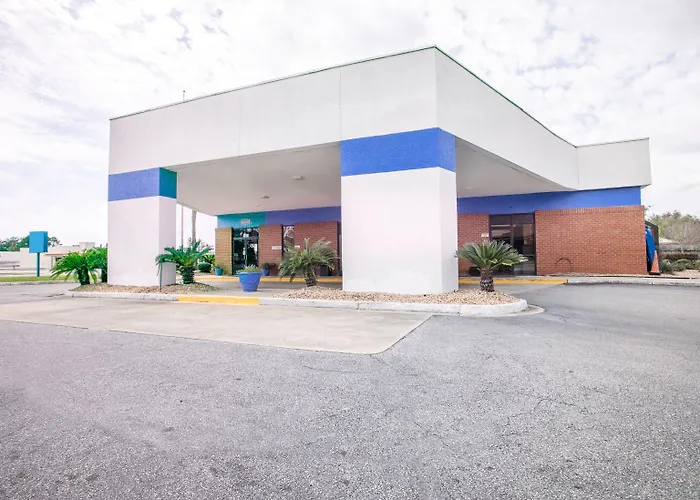 Oyo Hotel Lake Park-Valdosta I-75