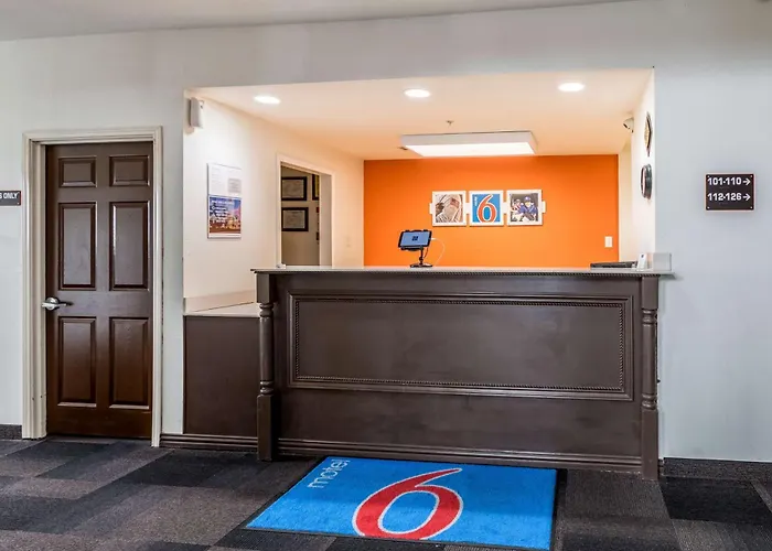 Motel 6-North Richland Hills, Tx - Rufe Snow
