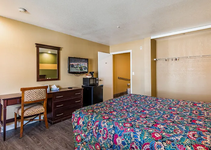 Budget Inn Anaheim / Santa Fe Springs