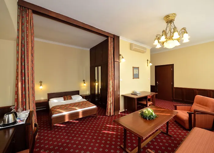 Palatinus Grand Hotel