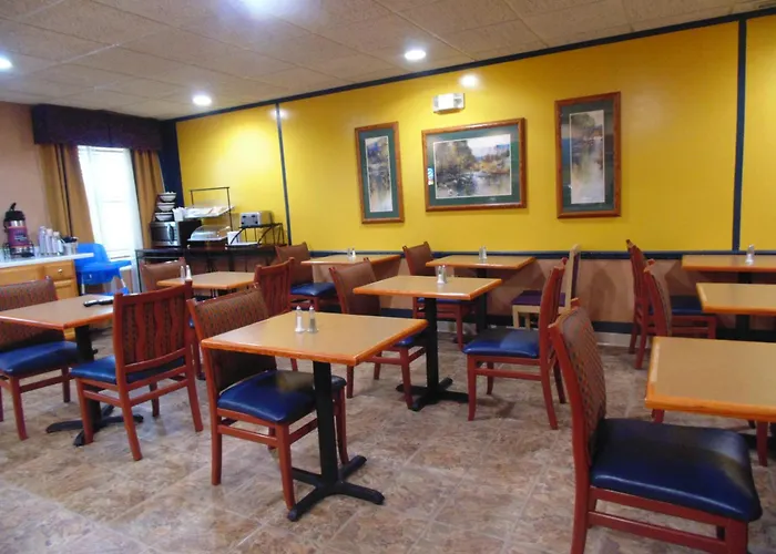American Inn And Suites Houghton Lake