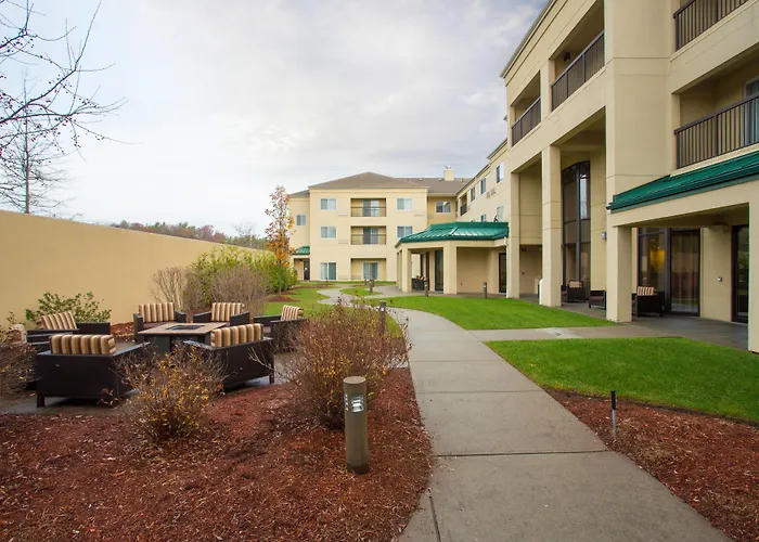 Courtyard Boston Raynham