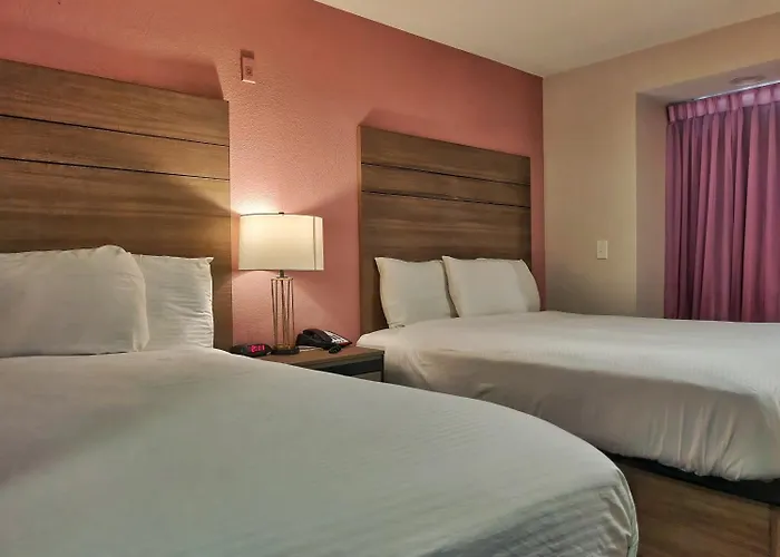 Arya Inn And Suites
